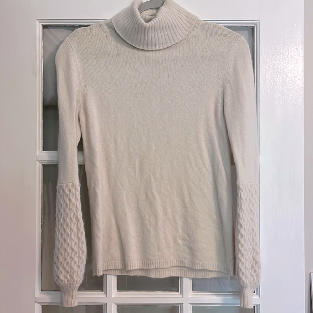 White Balloon Sleeve Turtleneck